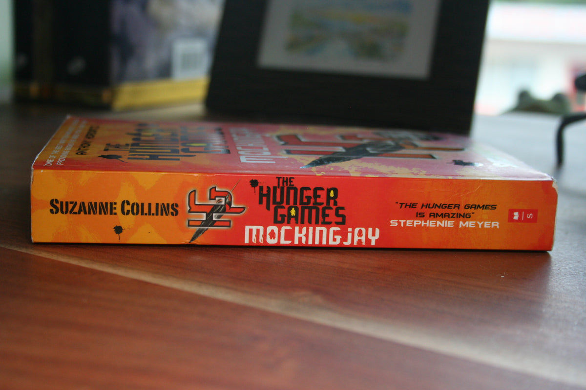 Mockingjay (The Hunger Games, #3)