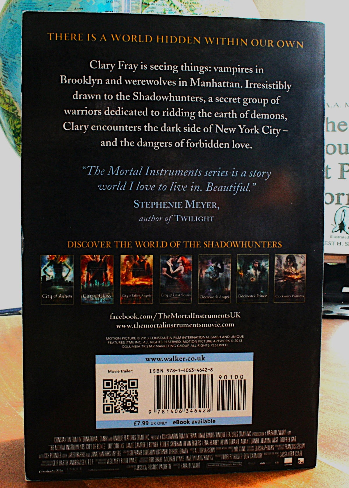 City of Bones (The Mortal Instruments, #1)