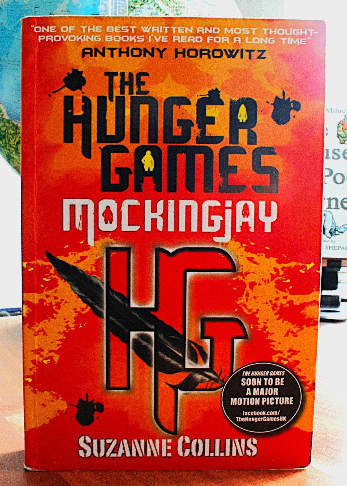 Mockingjay (The Hunger Games, #3)